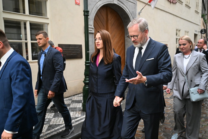 Petr Fiala se ženou.