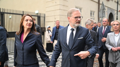 FOTO: Petra Fialu ve štábu ANO podpořila manželka Jana Fialová.