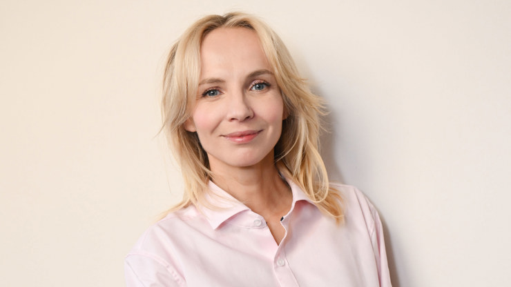 Herečka Jana Plodková na tiskové konferenci České televize.