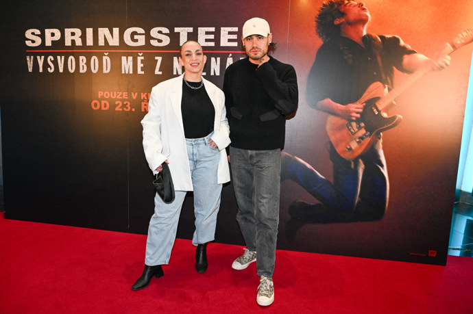 Samantha se potkala se svým spoluhráčem ze Survivoru Rennem Dangem.