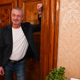 Důvod rozchodu byla hlavně velká vzdálenost mezi nimi a hodně práce.