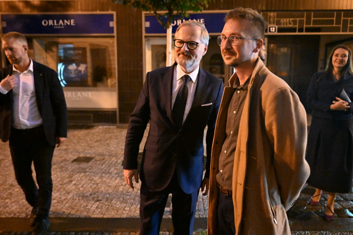 Petr Fiala se fotil s fanoušky.