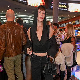 Influencer Tadeáš Kuběnka na premiéře Naked Attraction nesměl chybět.