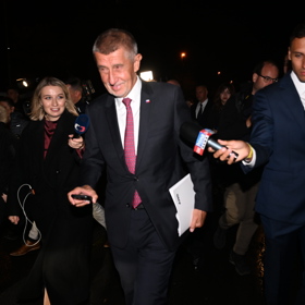 Andrej Babiš se holedbal, že jeho podcast je zdarma, navíc "ušetří" posluchačům peníze za poplatky.