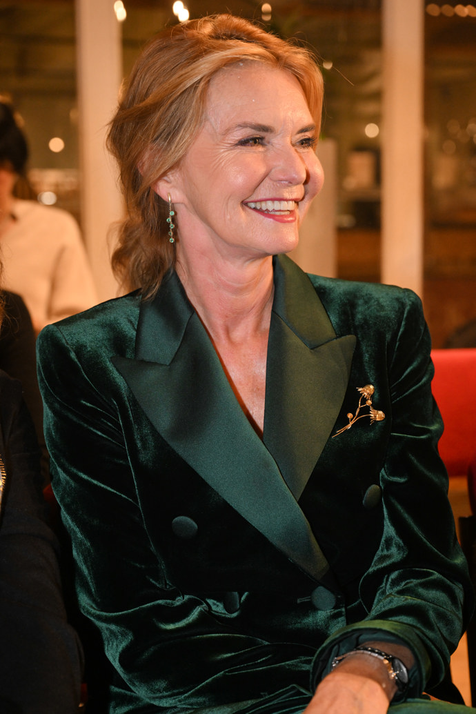 Hanka Heřmánková oživila svůj outfit vzácnými šperky. 