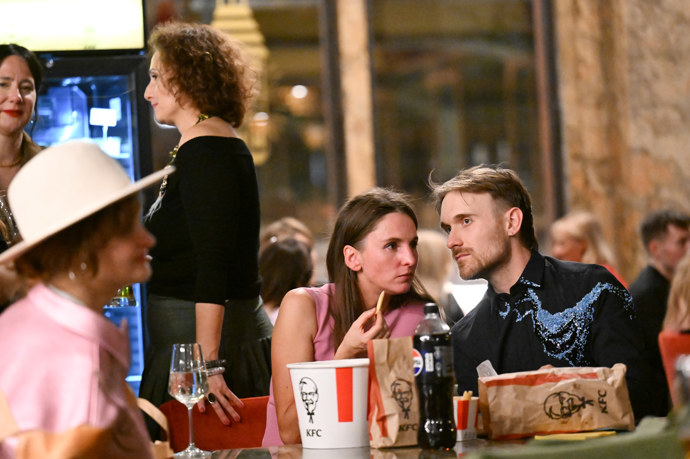 Gregor Valentovič si na premiéru snímku Nepela objednal fastfood.