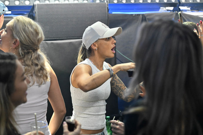 Bára Mlejnková měla překvapený výraz.