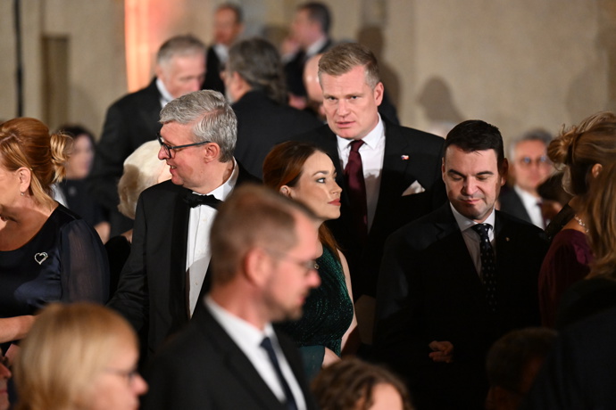 Petr Macinka vzal svou ženu.