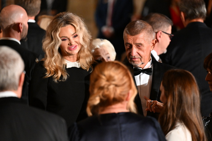 Monika Babišová a Andrej Babiš ve Vladislavském sále.
