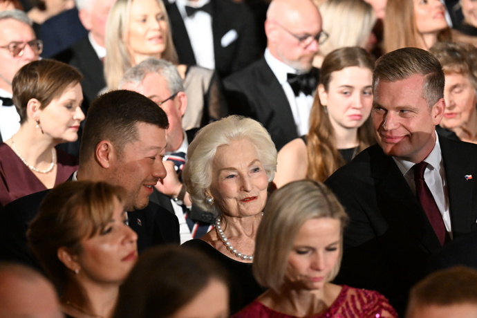 Eliška Hašková-Coolidge vsadila na své oblíbené perly. 