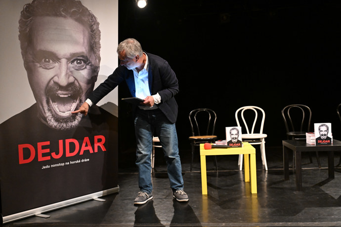 Křest uvedl Petr Vacek.

