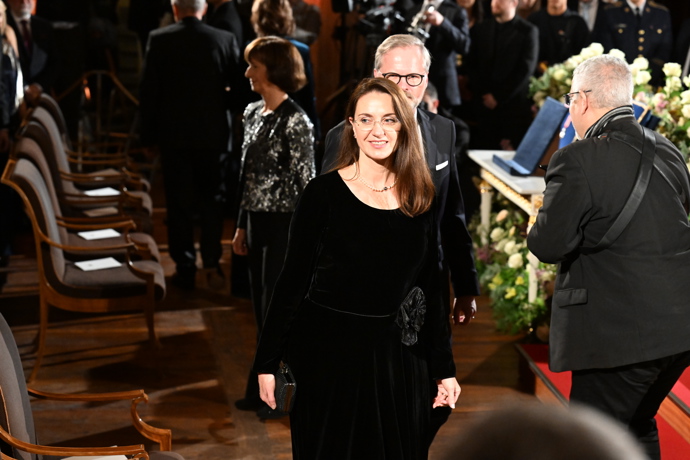 Jana Fialová zvolila černé šaty.