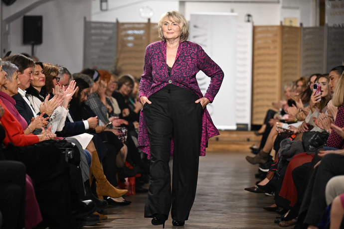 Herečka Eliška Balzerová jako modelka.
