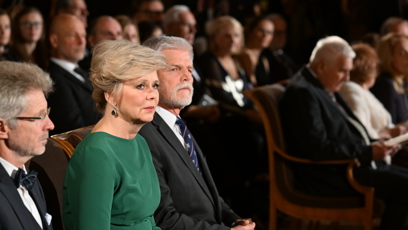 FOTO: Manželka prezidenta Petra Pavla v centru dění.