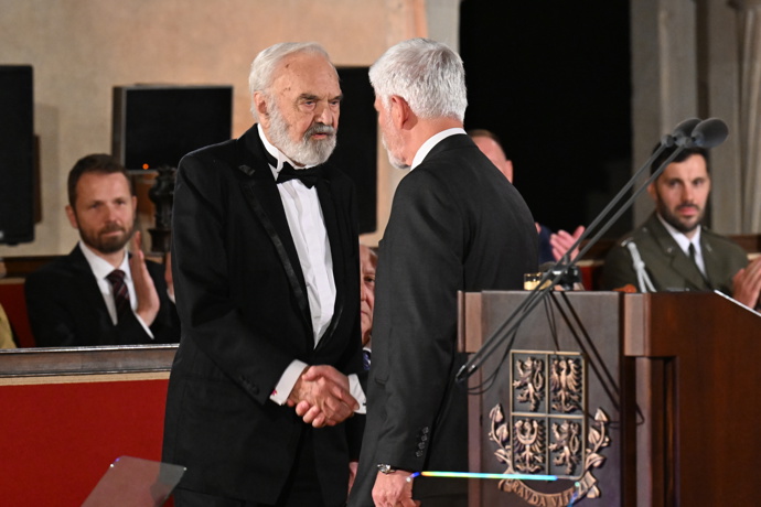 Metálu se dočkal i Zdeněk Svěrák. 