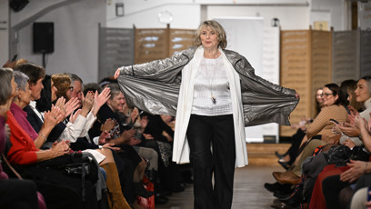 FOTO: Herečka Eliška Balzerová byla na mole jako doma.