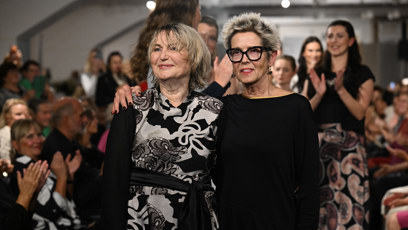 FOTO: Eliška Balzerová s módní návrhářkou.