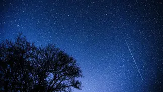 Meteorický roj Orionidy 2025: Třem znamením zvěrokruhu přinese duchovní zážitky, otevřenost a nové začátky