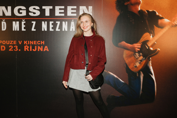 Jeremy Allen White se kvůli Springsteenovi musel učit zpívat a hrát na kytaru 