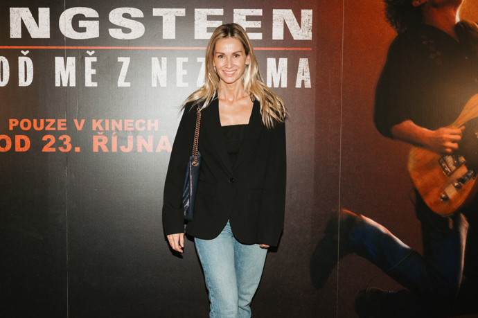 Jeremy Allen White se kvůli Springsteenovi musel učit zpívat a hrát na kytaru 