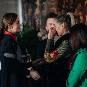 Mia si stejně jako Nicole v první sérii našla svůj lidský štít.