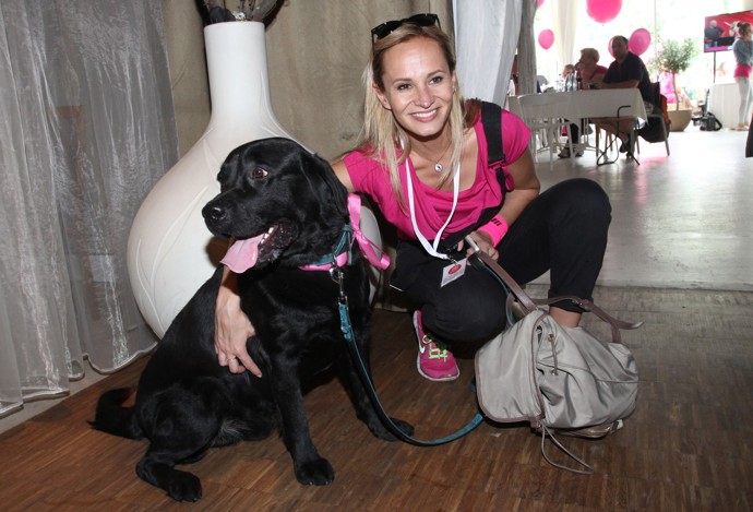 Monika Absolonová se svým pejskem Jonášem.