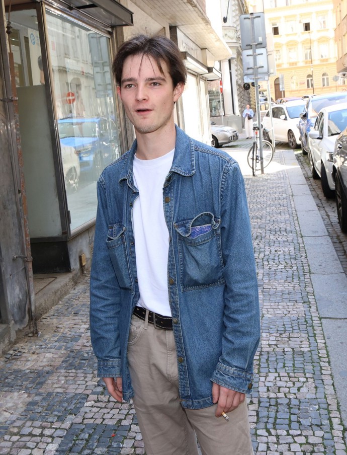 Jan Dlouhý je synem Vladimíra Dlouhého.