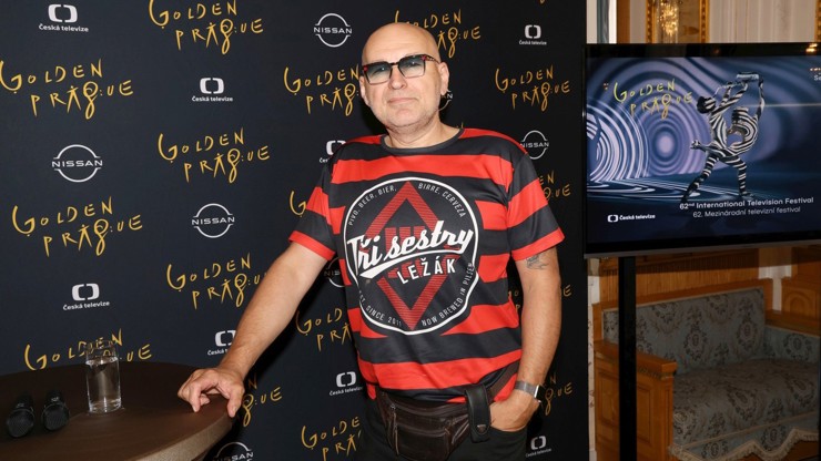 Fanánek na tiskové konferenci ke Zlaté praze