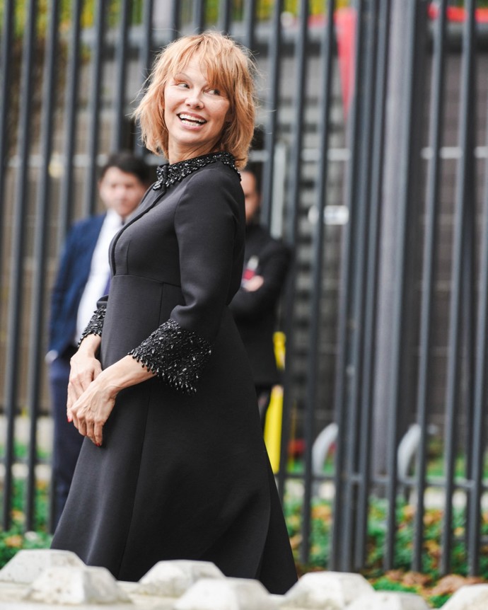 ...nebo jen přirozeně rozvrkočené.