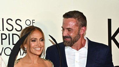 FOTO: Jennifer Lopez a Ben Affleck na premiéře Kiss of the Spider Woman.