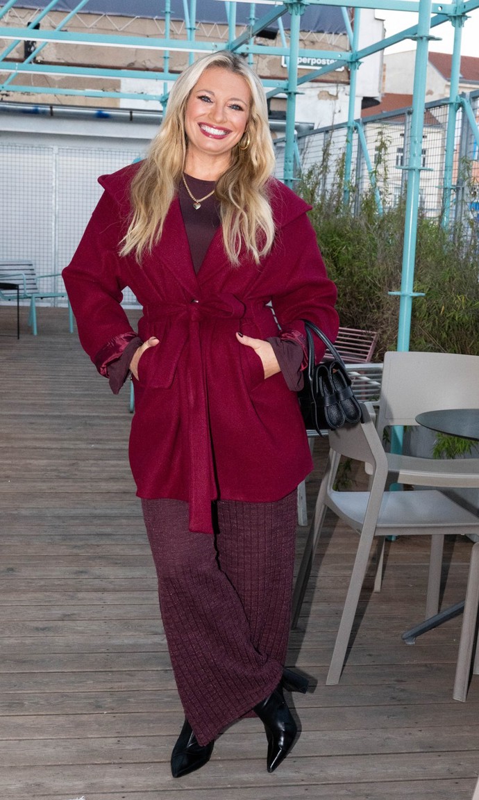 Lucie Borhyová vsadila na pohodlný, ale elegantní outfit.