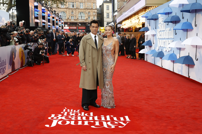 Charismatický irský rebel a australská královna Hollywoodu poprvé spolu na filmovém plátně 