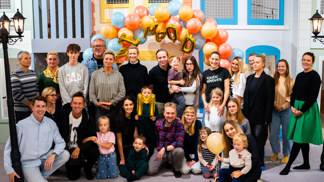 MiniHood Café spojuje kavárnu a hernu v moderním konceptu pro malé i velké