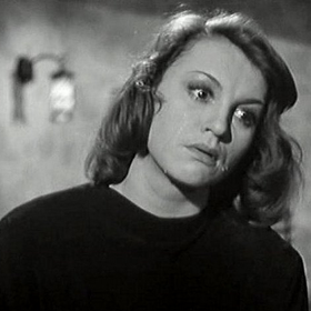 Ve filmu Šťastnou cestu, ve kterém si zahrál i Eduard Kohout, hrála tehdejší velká hvězda Adina Mandlová.