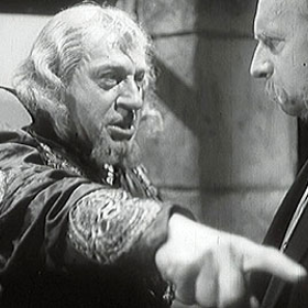 Za Protektorátu se musel vypořádat s nejedním problémem.