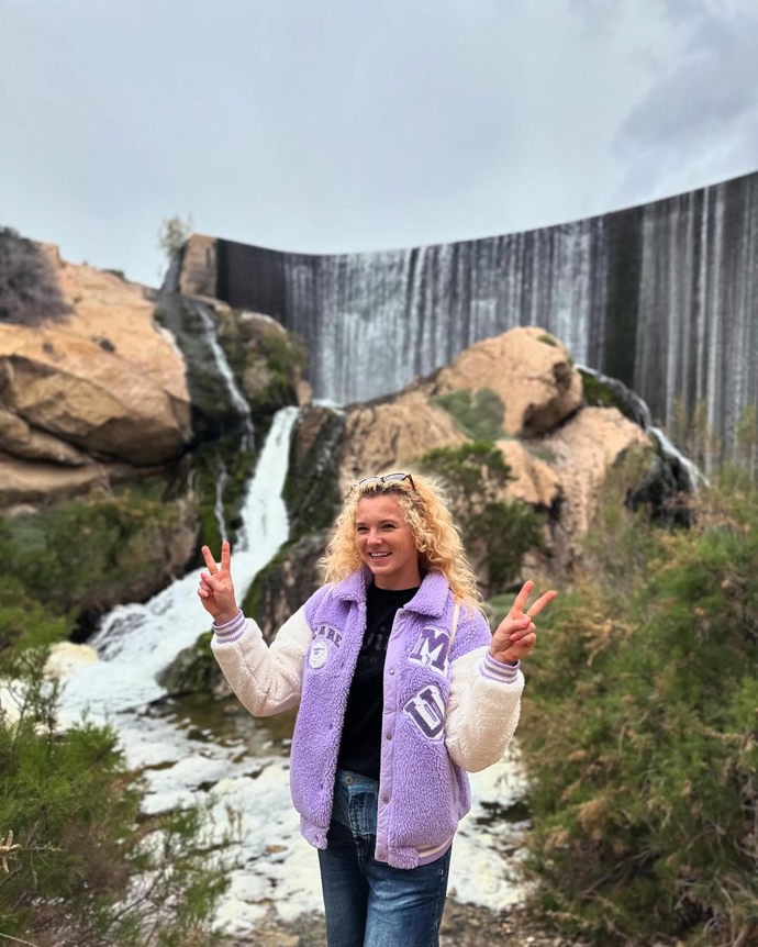 Tenistka nosí také jemné pastely.