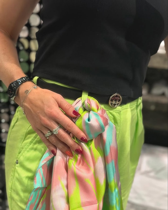 Kateřina Siniaková si na doplňky potrpí.