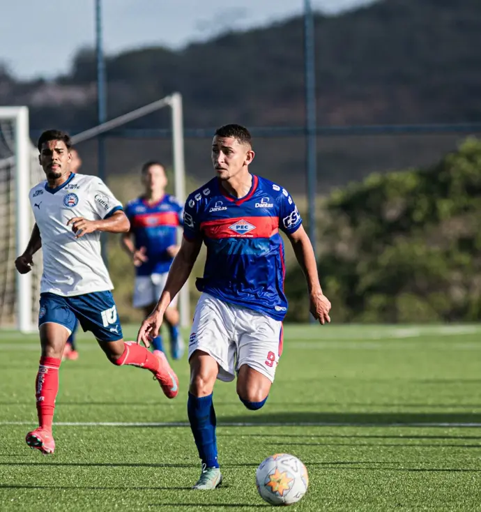 Antony Ylano se srazil s krávami a zemřel.