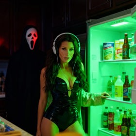 Tereza Kerndlová vytvořila díky AI tematické halloween fotky.