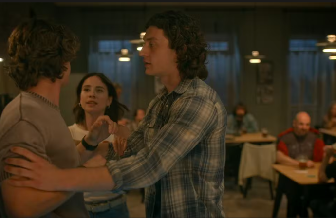 Jan Polívka v seriálu Bratři a sestry.