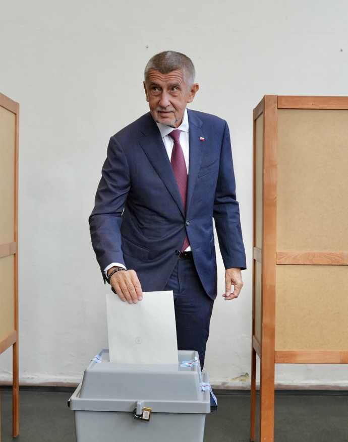 Andrej Babiš byl volit.