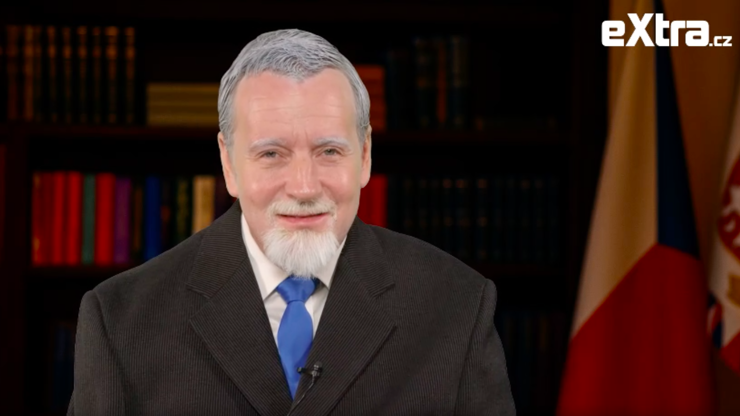 Petr Jablonský jako prezident Petr Pavel.