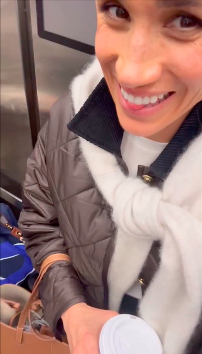 Herečka Meghan Markle opět čelí kritice.