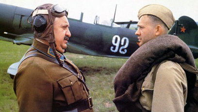 FOTO: Ruský herec Gennadij Nazarov a Milan Labuda ve filmu Život a neobyčejná dobrodružství vojáka Ivana Čonkina.