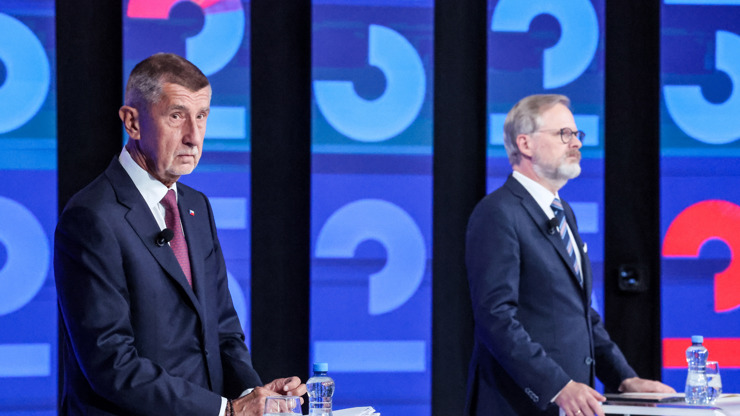 Petr Fiala a Andrej Babiš v předvolební debatě CNN Prima News.