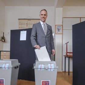 Zdeněk Hřib odvolil