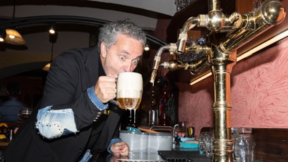 FOTO: Martin Dejdar s pivem.