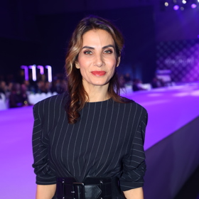 Dorazila krásná Eva Decastelo.