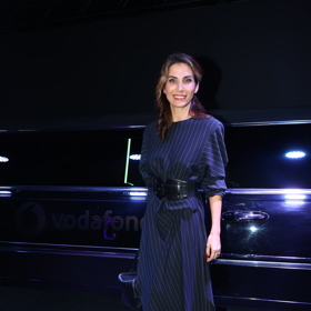 Eva Decastelo se toho nebojí. 