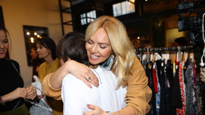 FOTO: Taťána Kuchařová rozdávala úsměvy i objetí.